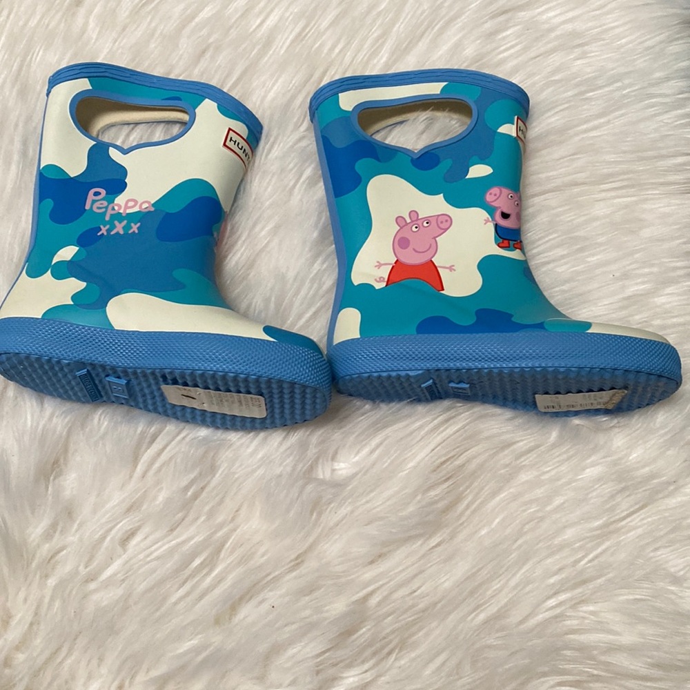 Peppa pig Hunter rain bout never worn size 3